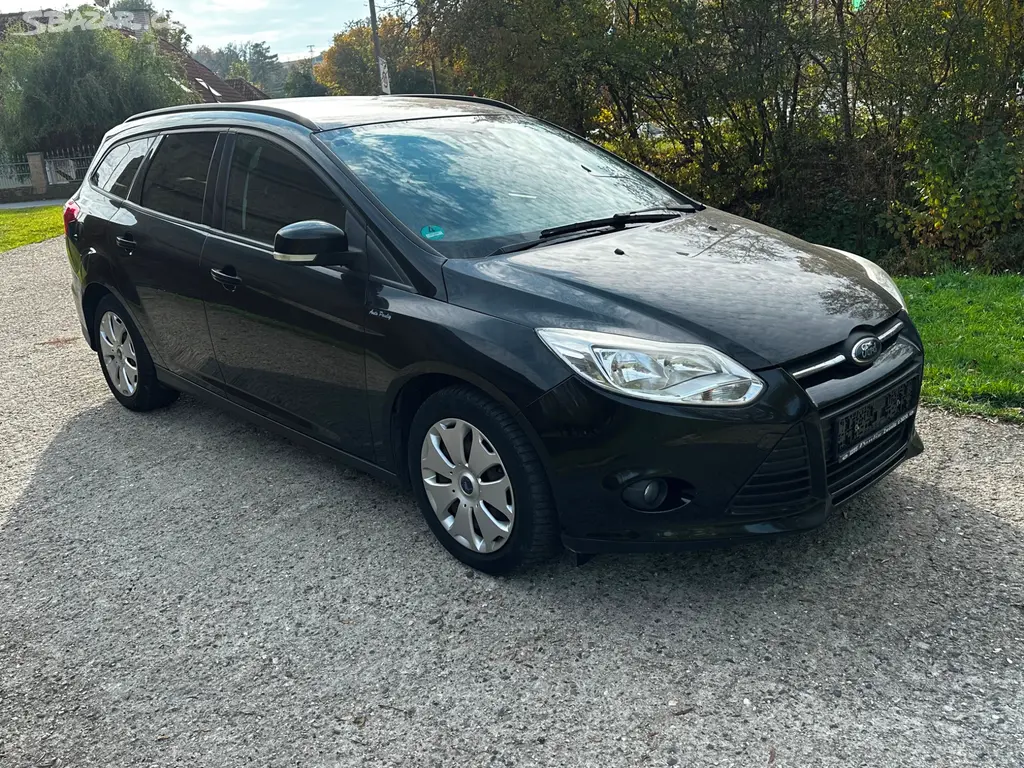 Ford Focus 1.6i 110kw, r.2011, klima, stk,serviska