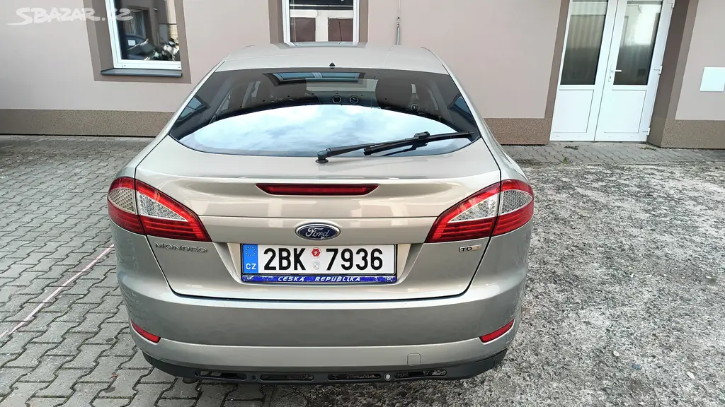 Ford Mondeo - fotka 6