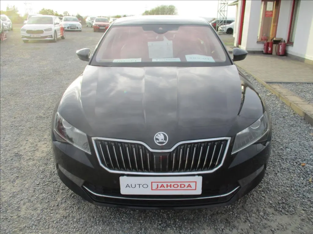 Škoda Superb, 2,0 TDI, L&K,serv.historie,CZ - fotka 2