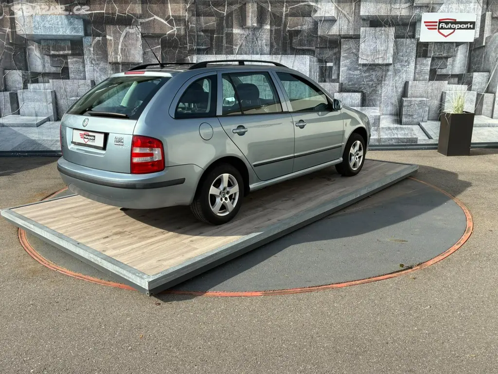 Škoda Fabia, 1.4MPi, 55KW, TEMP., TOP STAV - fotka 6