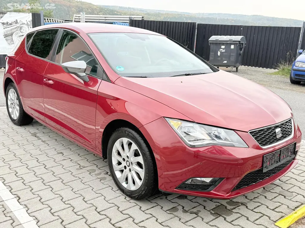 Seat LEON 1.2 TSI DSG AUTOMAT 77KW - fotka 3
