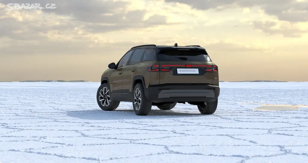 Jeep Compass, Summit e-Hybrid 145k eDCT6 - fotka 2