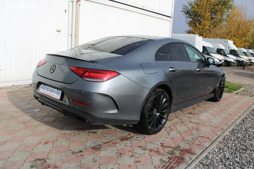 Mercedes-Benz CLS, 400d 4MATIC*AMG*Burmester* - fotka 4