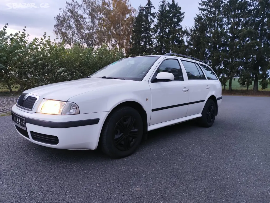 Skoda Octavia 1.9ttd - fotka 3