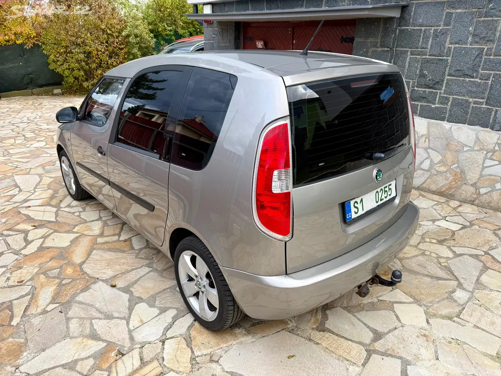 Škoda Roomster, 1.2 TSI 63KW KLIMA 2 X KOLA - fotka 6