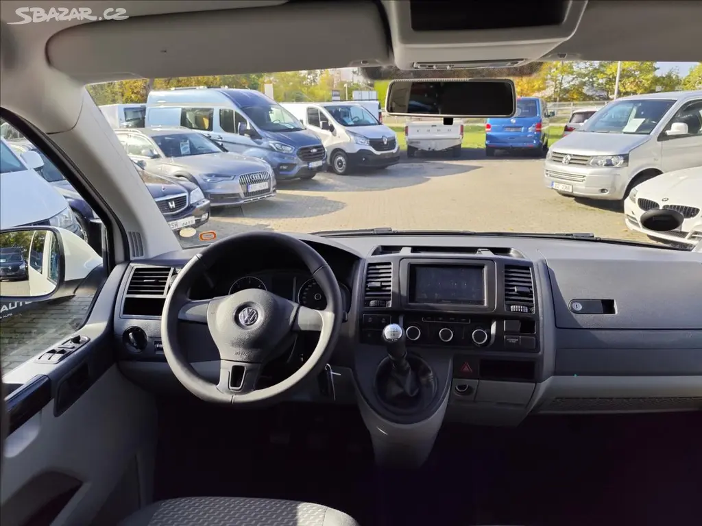 Volkswagen Caravelle, 2.0TDI 75KW ALU AC TOP KM GARA - fotka 6