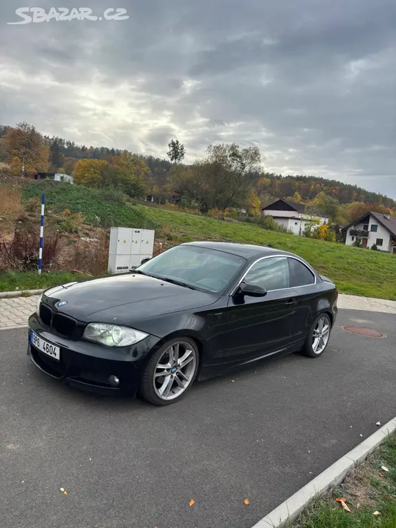 BMW e82 120d coupé 2009 - fotka 2