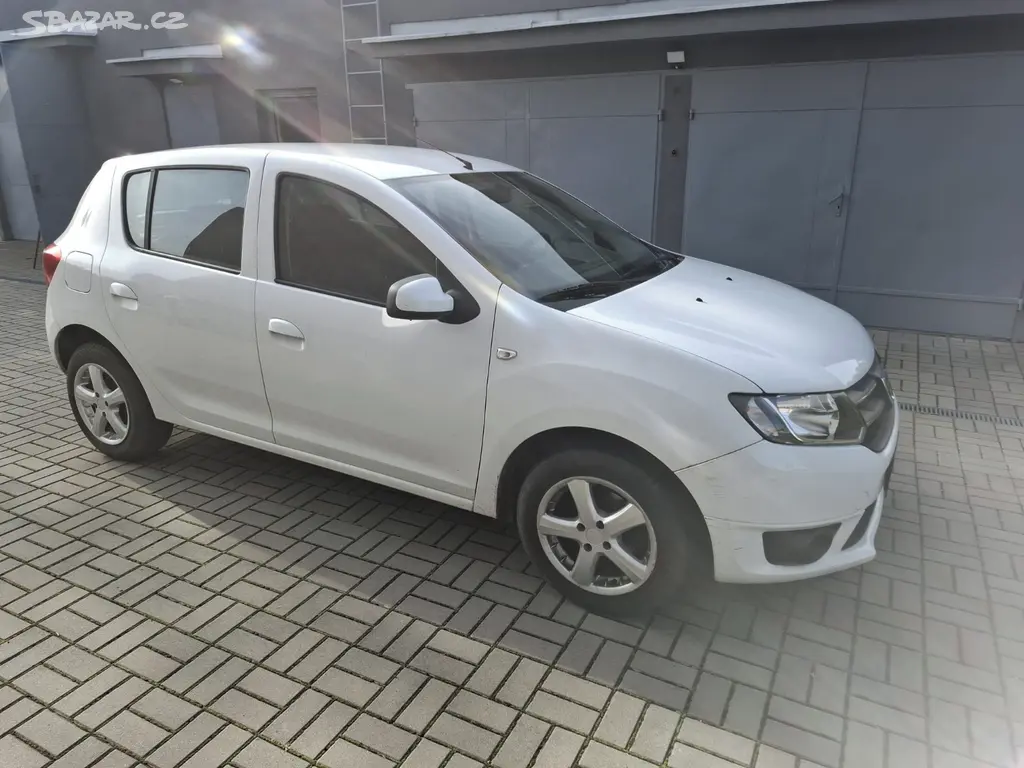 Dacia Sandero 1.2 LPG klima nová STK - fotka 2