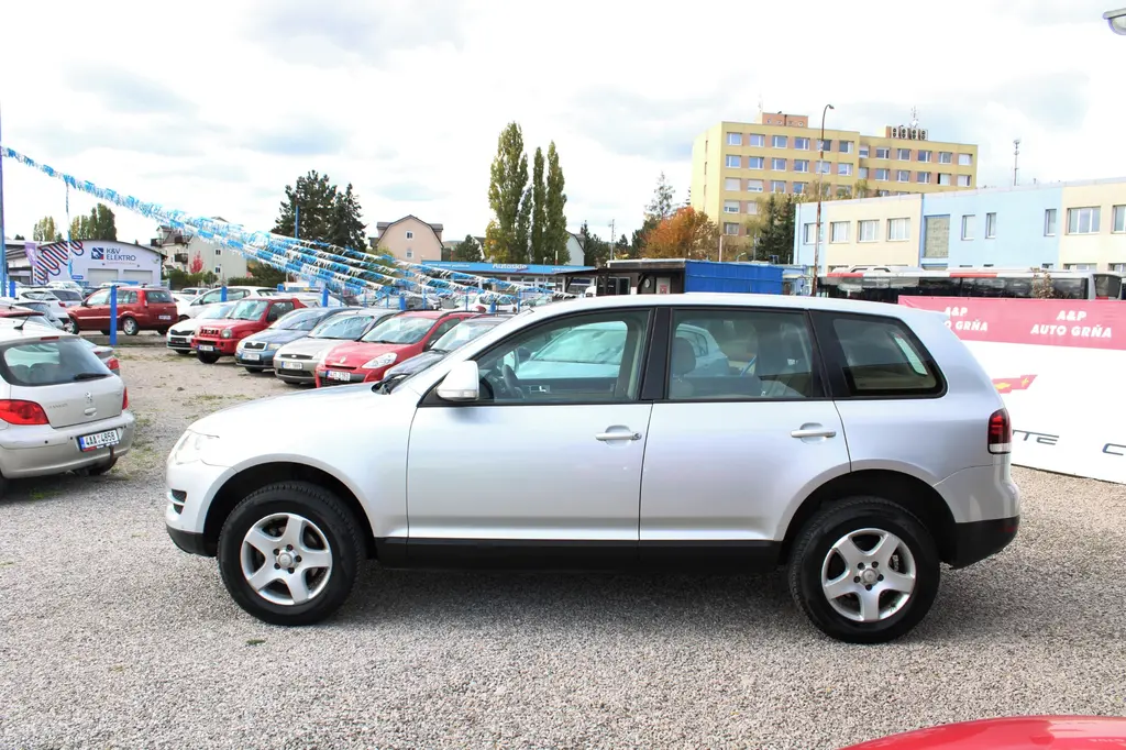 Volkswagen Touareg 2.5 TDI R5 PRUŽINY XENONY KŮŽE - fotka 4