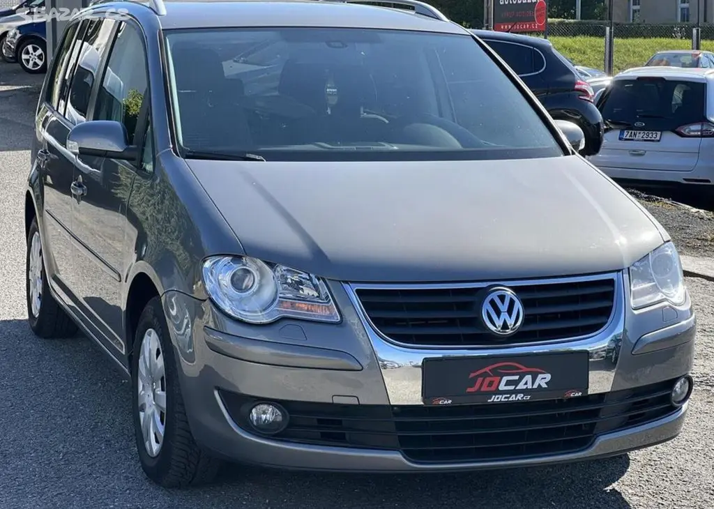 Volkswagen Touran United 1.4TSi 103kw TEMPOMAT - fotka 3
