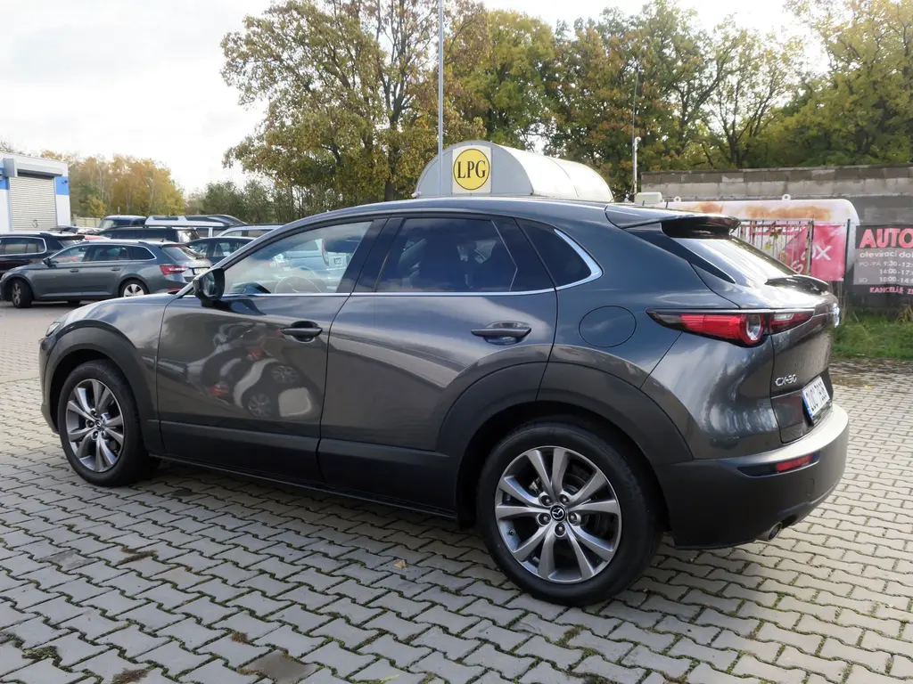 Mazda CX-30 2.0i 90kW Skyactive Hybrid-kamera 360° - fotka 6
