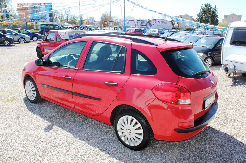 Renault Clio 1.2i EL.OKNA ABS SERVO CENTRÁL - fotka 5