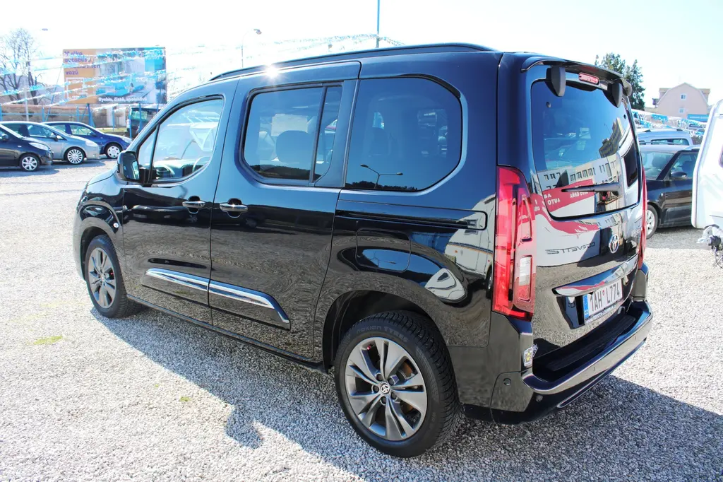 Toyota ProAce City Verso 1.5d 96KW PANORAMA NAVI - fotka 5