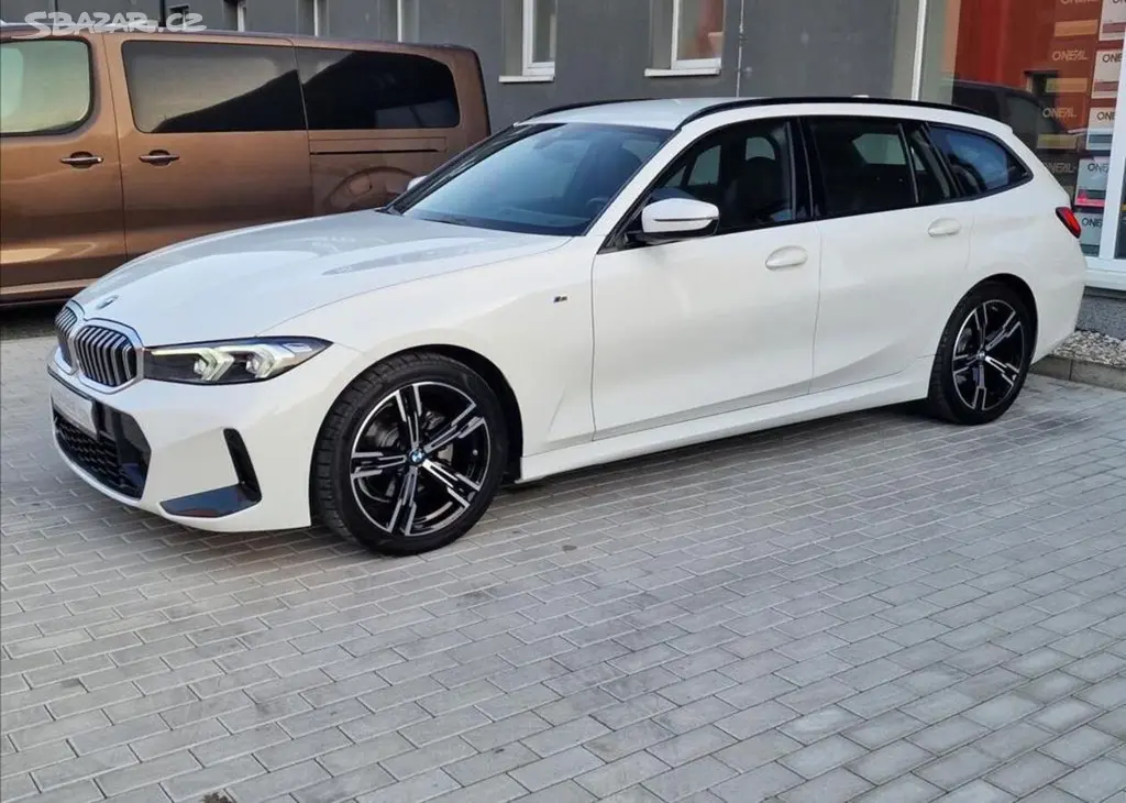 BMW Řada 3, 320d xDrive M-Sport,ČR,1.Maj.1 - fotka 2