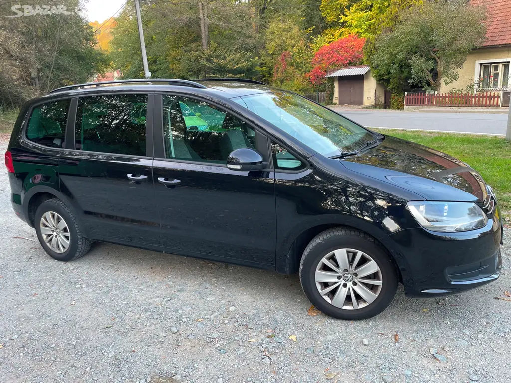 Volkswagen Sharan 2.0 TDi, 2013, 103 kW - fotka 2