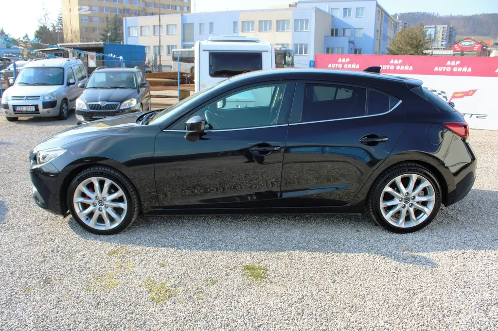 Mazda 3 2.0i KLIMA NAVI XENON TEMPOMAT - fotka 4