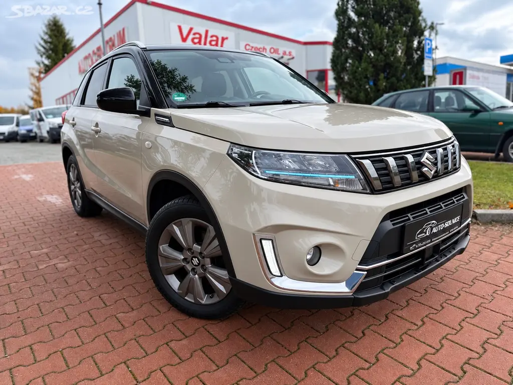 Suzuki Vitara 1.4 Hybrid-4x2-výhřev-kamera-99TKM - fotka 2