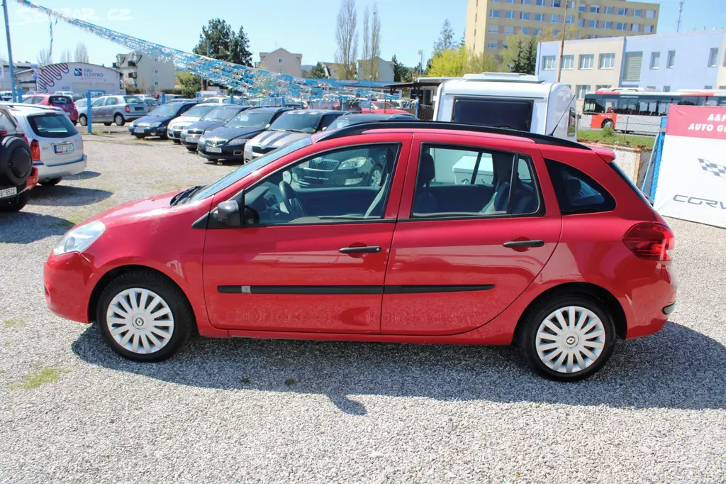 Renault Clio 1.2i EL.OKNA ABS SERVO CENTRÁL - fotka 4