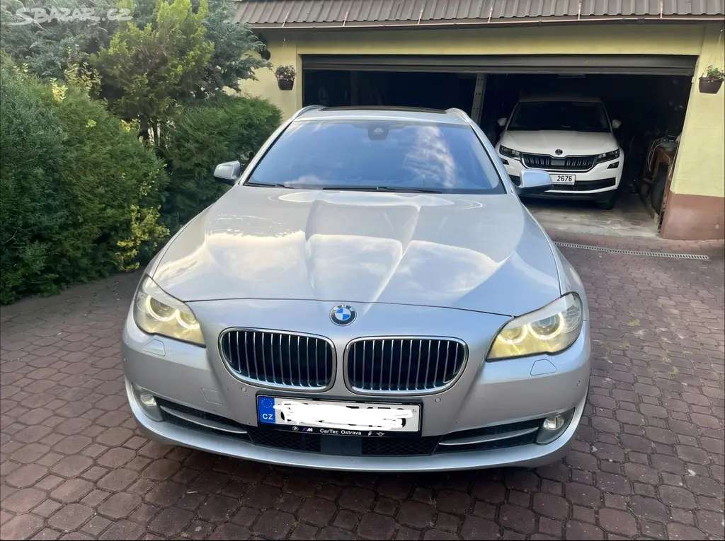 BMW 5 Gran Turismo 530d xDrive (F07) | 2012/2013 | - fotka 2