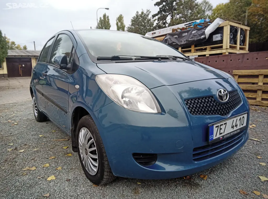 Toyota Yaris 1.0 VVT-i, 51 kW, r. v. 2007 - fotka 4