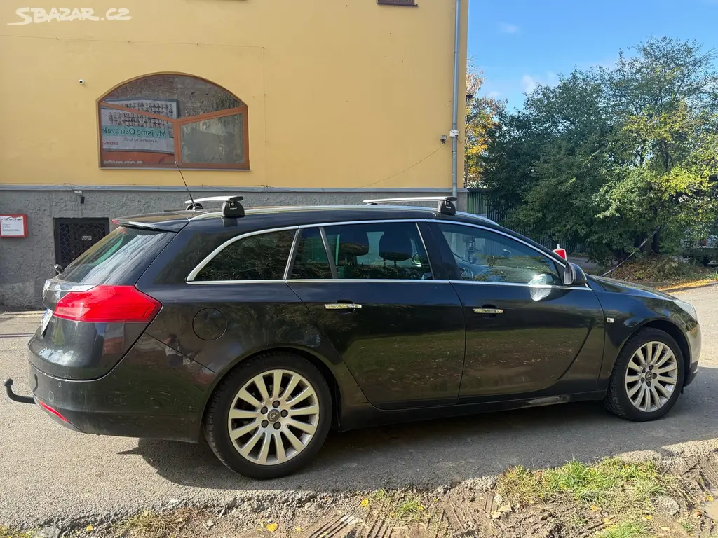 Opel Insignia 2.0CDTI 96kw - VELKÝ SERVIS - fotka 3