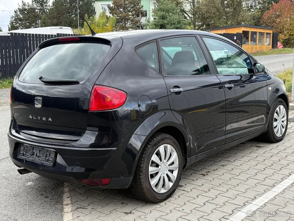 Seat Altea 1.6 benzín 75kw 2006 - fotka 5