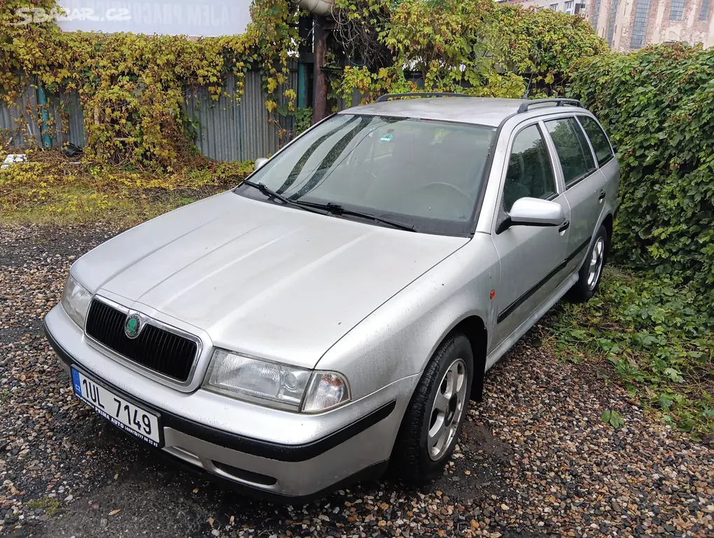 Prodám Škoda Octavia 1.6 benzin 74kw 1999,225000km