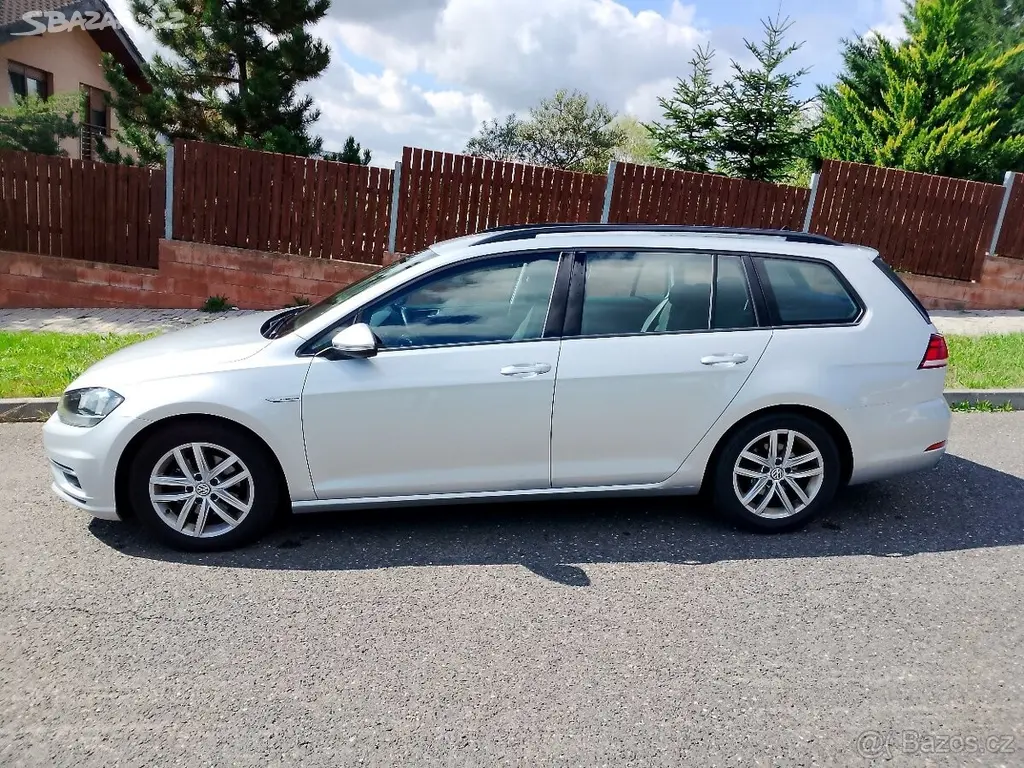 Volkswagen Golf 1,5 TSI ACT BlueMotion 96 kW - fotka 2