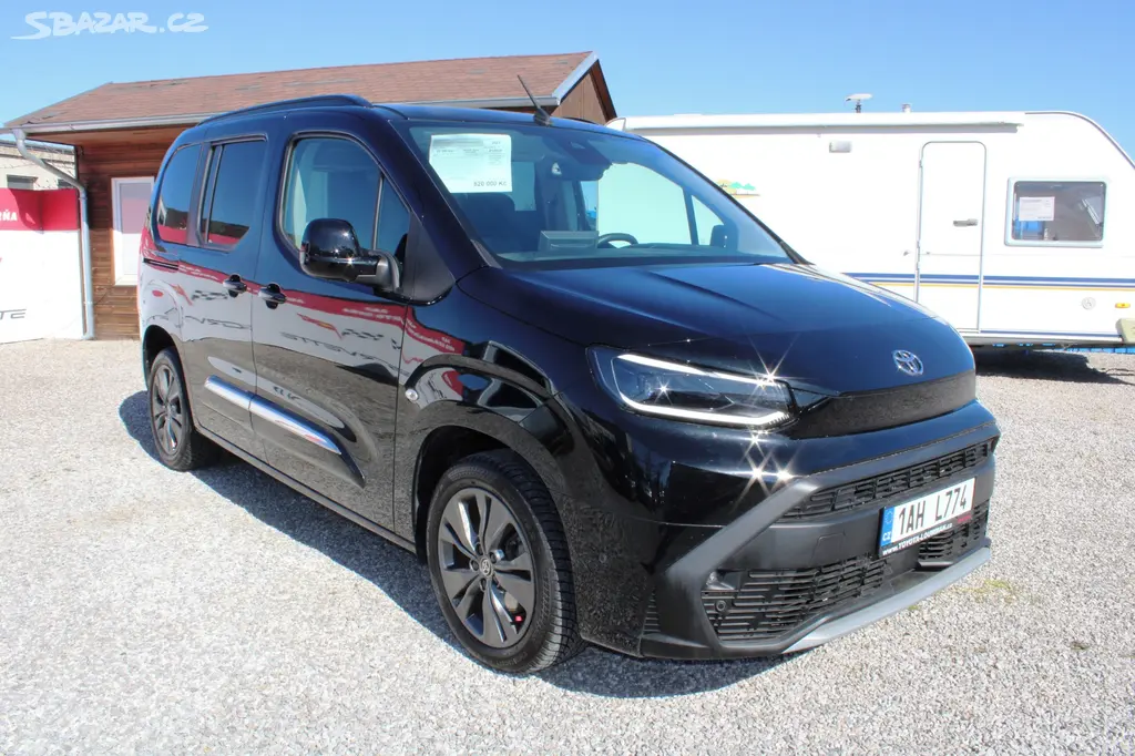 Toyota ProAce City Verso 1.5d 96KW PANORAMA NAVI