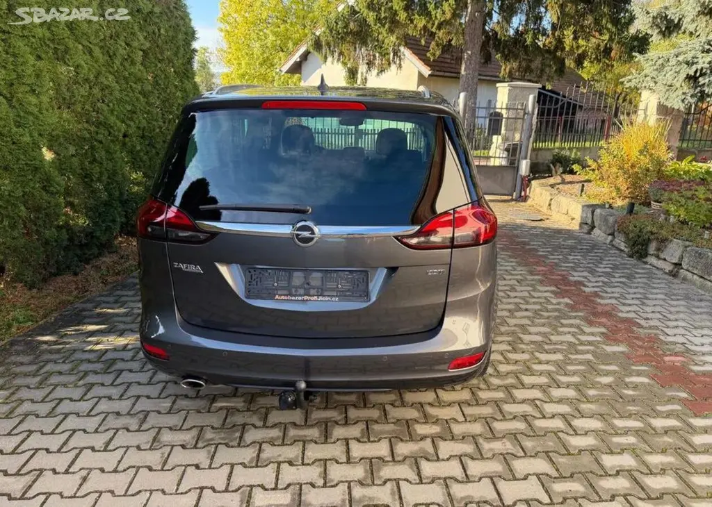 Opel Zafira 2,0CDTi/120KW , 7 Míst ,Tažné nafta - fotka 5