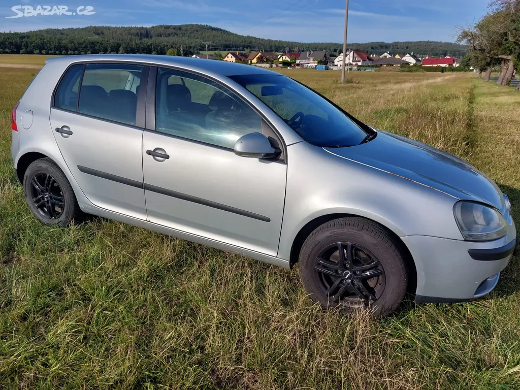 Volkswagen Golf V 1.4 Benzin ( STK do 11/2027 ) - fotka 5