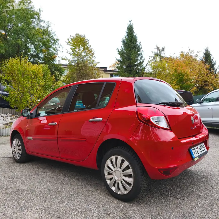 Renault Clio 1.2 16V 55kw,poctivých 163tkm,rok2011 - fotka 5