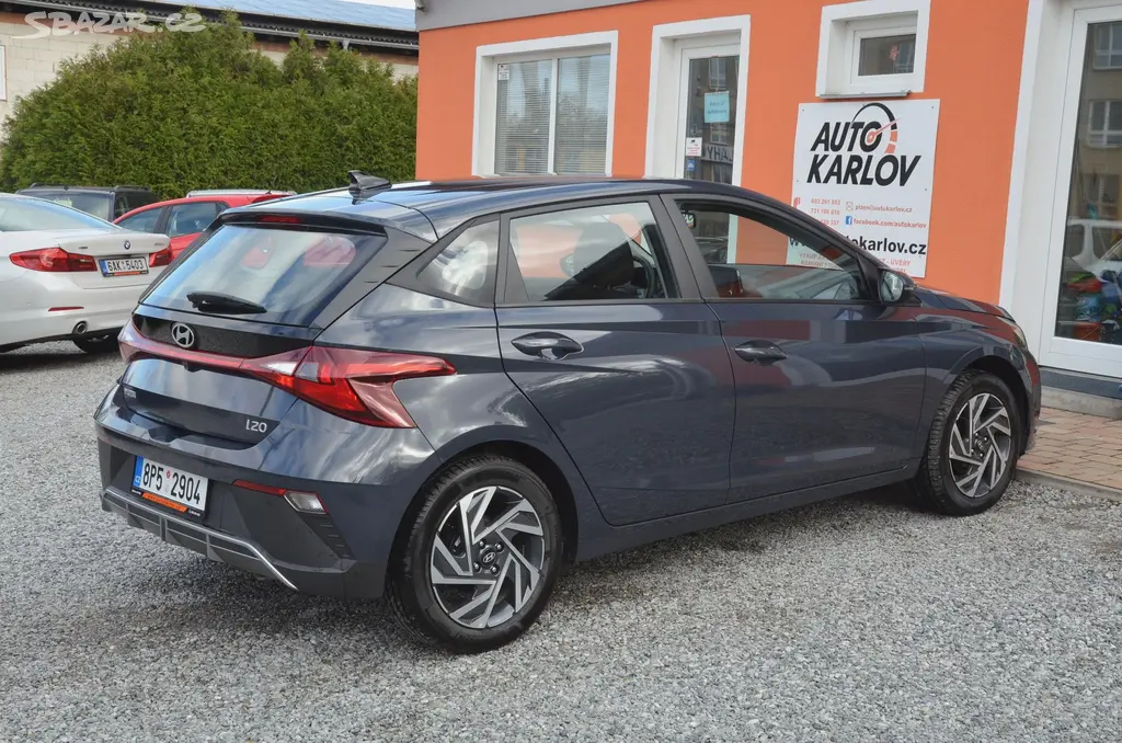 Hyundai i20, 1.2i 62kW / ČR / 8.000km - fotka 6