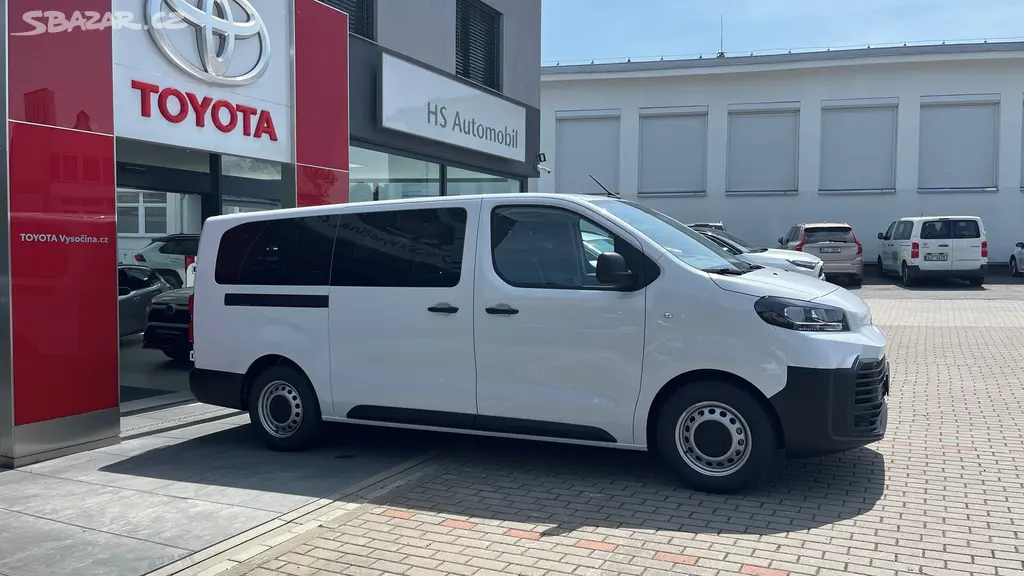 Toyota Proace Verso, L2 2,2D 150 PS Combi 9 Míst - fotka 4