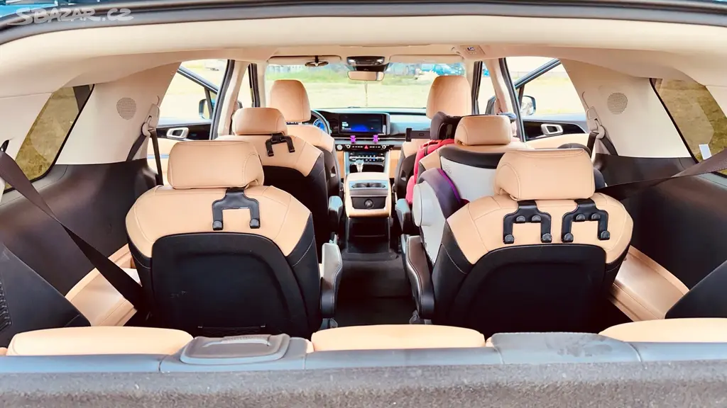 Kia Carnival K4 2021 - fotka 6