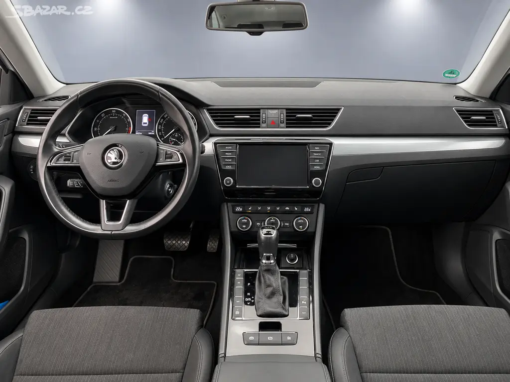Škoda Superb 3 Combi 2.0tdi 110kW ELEGANCE ZARUKA - fotka 5