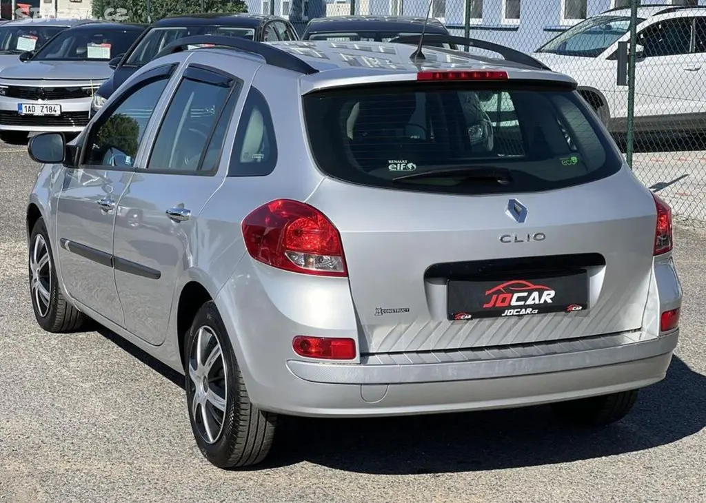 Renault Clio 1.2i 16v KLIMA KOUPENO V ČR manuální - fotka 5