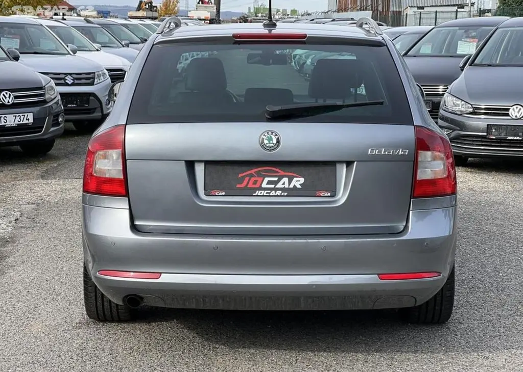 Škoda Octavia 2.0TDi 103kw DSG TEMPOMAT ALU - fotka 6