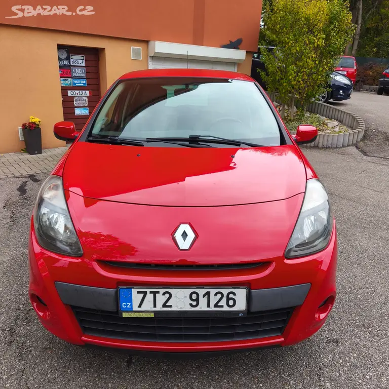 Renault Clio 1.2 16V 55kw,poctivých 163tkm,rok2011 - fotka 3