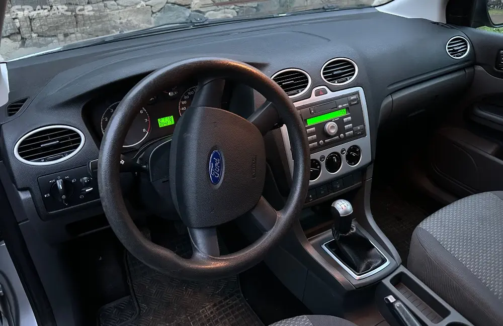 Ford Focus 2005 - fotka 2