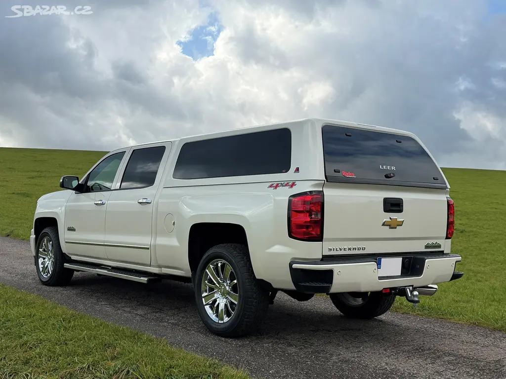 Chevrolet SILVERADO 5.3 V8 - HIGH COUNTRY HARDTOP - fotka 3