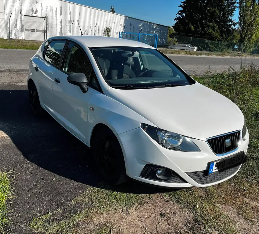 Seat Ibiza, 1.2 51 kWh, r.v. 2009 - fotka 4