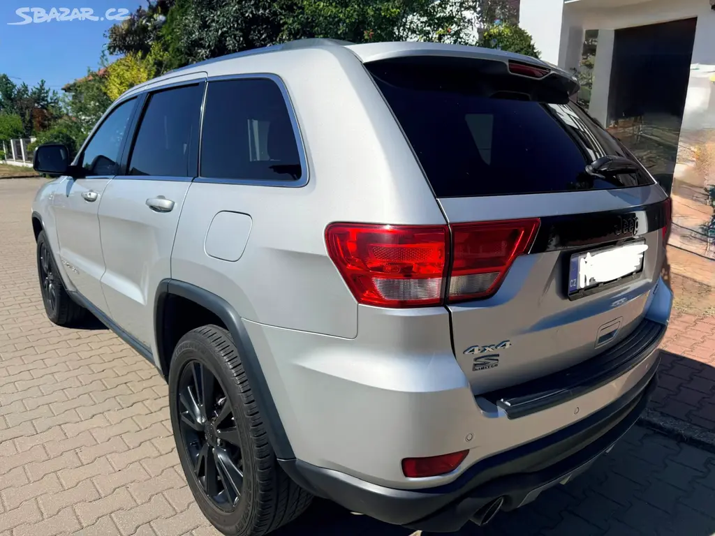 Jeep Grand Cherokee 3.0 CRD Overland 177 kW - fotka 4