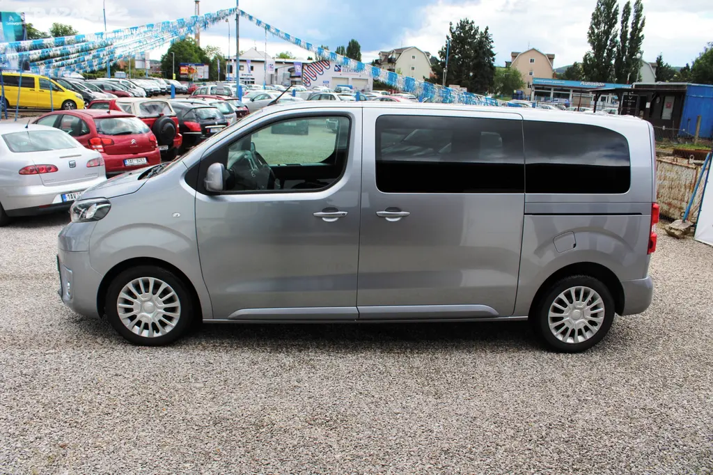 Toyota ProAce Verso 2.0D TEMPOMAT 8MÍST KLIMA - fotka 4