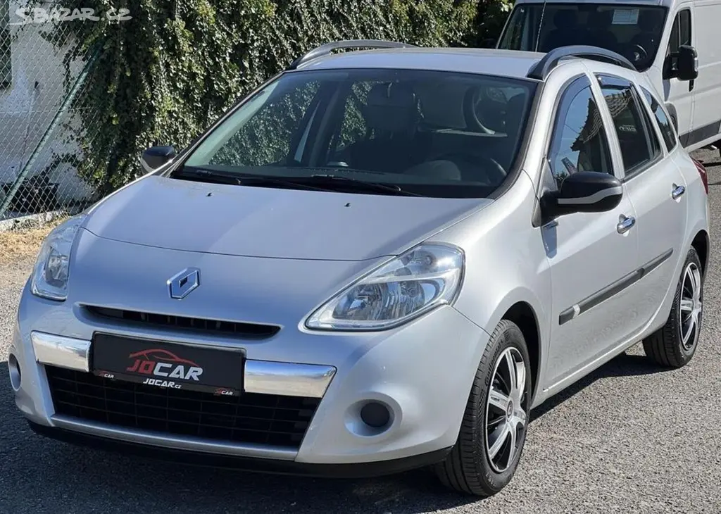 Renault Clio 1.2i 16v KLIMA KOUPENO V ČR manuální