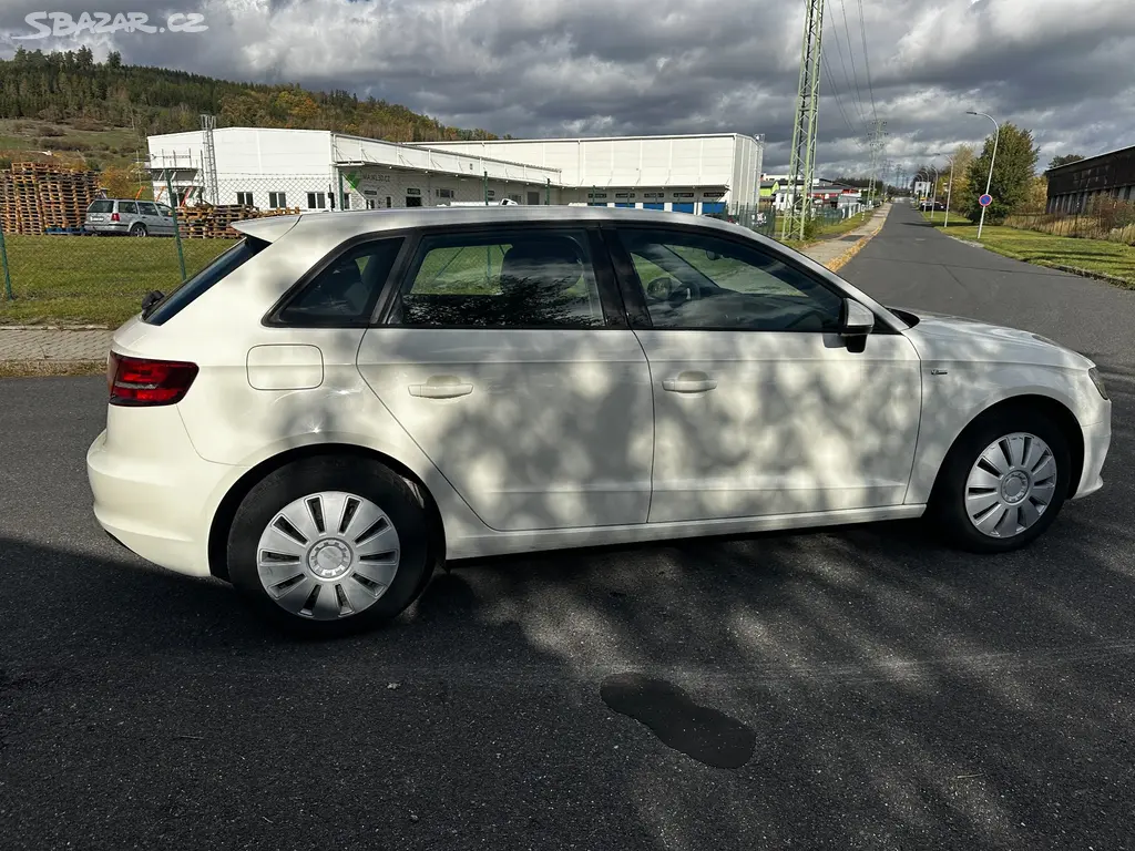Audi A3 1.2 TFSI - fotka 6