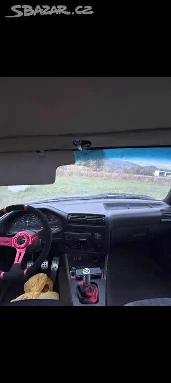 BMW E30 316i - fotka 6