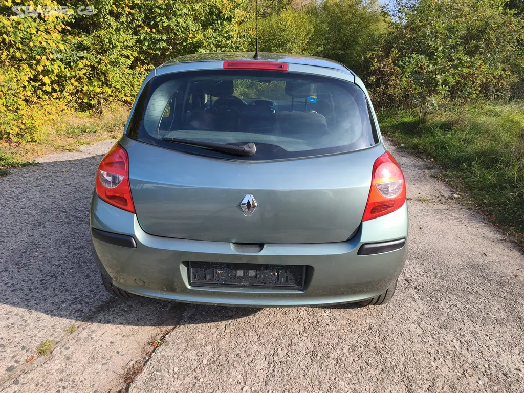 Renault Clio 1.2 74 kW - fotka 3