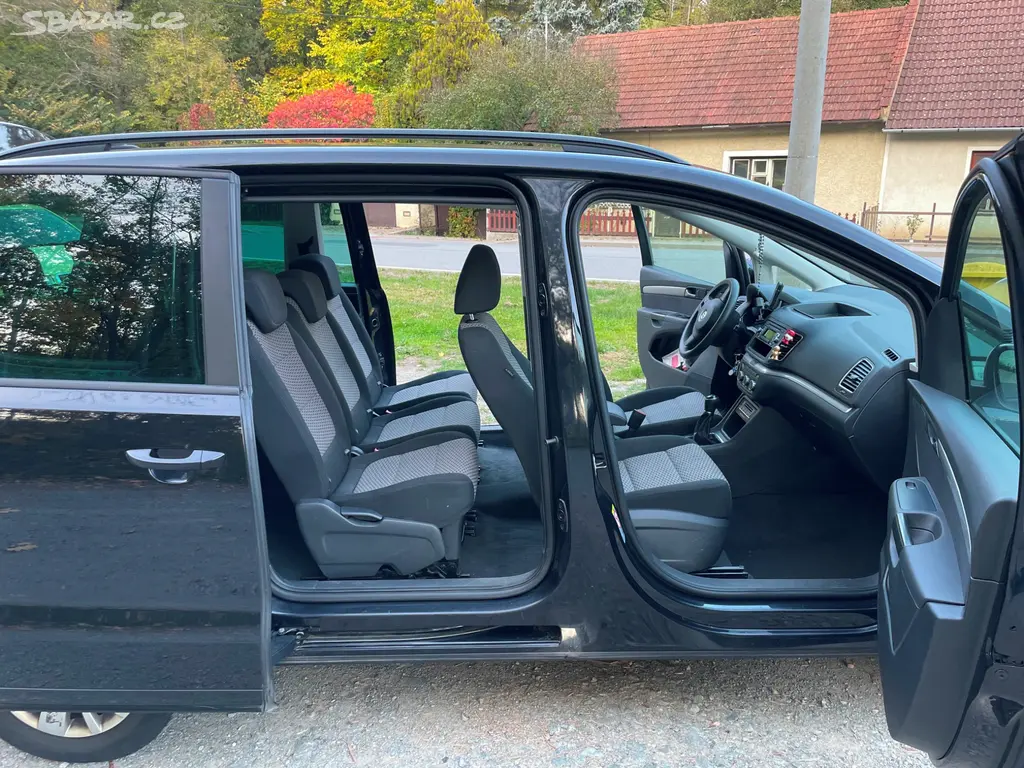 Volkswagen Sharan 2.0 TDi, 2013, 103 kW - fotka 5