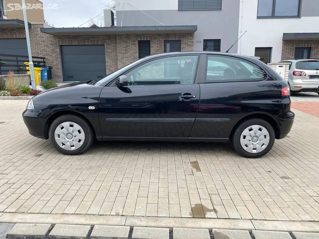 Seat Ibiza 1.4 16V, naj. 66000 km, klima, nová STK - fotka 3